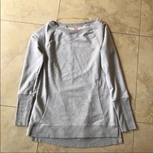 Lucy Athletic sweater🤍